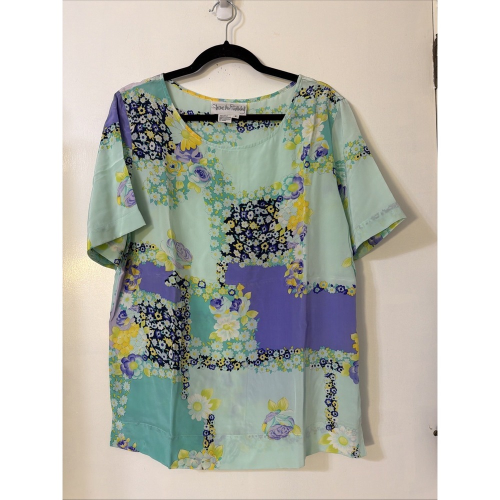 Diane Von Furstenberg 100% Silk Floral Blouson Blouse Size Small Loose Fit VTG